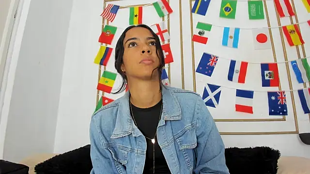 emily gaviria1 online show from 07-15-26, 01:49