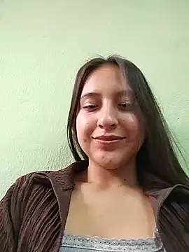 Snapshot of MaskedLatinaX chatting on 06-06-26, 06:01 MaskedLatinaX online show from 06-06-26, 06:01