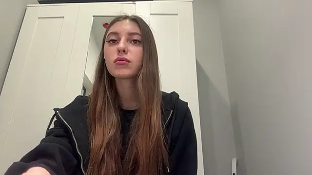 selena favn online show from 03-05-26, 02:07