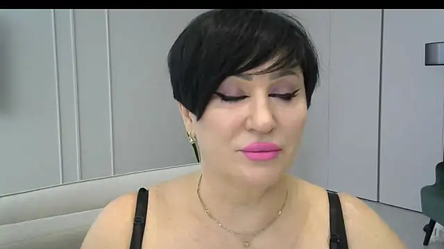 Snapshot of Kleotempt chatting on 04-20-26, 12:41 Kleotempt online show from 04-20-26, 12:41
