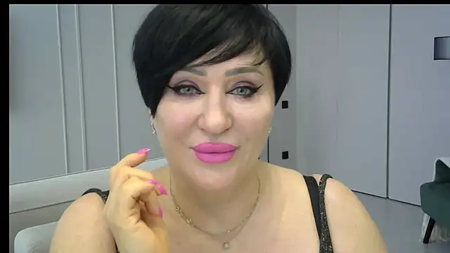 Snapshot of Kleotempt chatting on 04-24-26, 11:23 Kleotempt online show from 04-24-26, 11:23