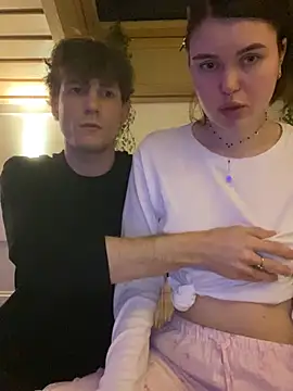 Snapshot of meowmiu chatting on 02-23-26, 10:18 meowmiu online show from 02-23-26, 10:18