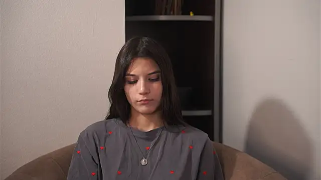 Snapshot of CaroylnPaiva chatting on 02-26-26, 08:57 CaroylnPaiva online show from 02-26-26, 08:57