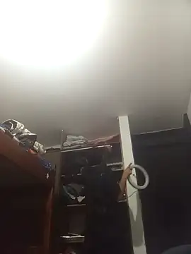 Snapshot of WillowPill5 chatting on 03-01-26, 02:57 WillowPill5 online show from 03-01-26, 02:57