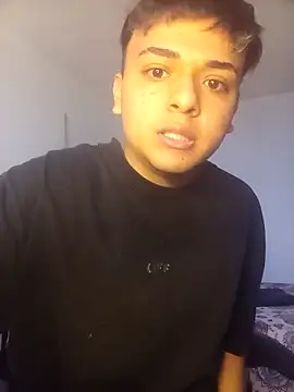 Snapshot of WillowPill5 chatting on 03-01-26, 04:42 WillowPill5 online show from 03-01-26, 04:42