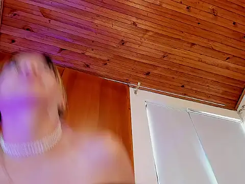 FoxxySweet online show from 04-23-26, 01:57