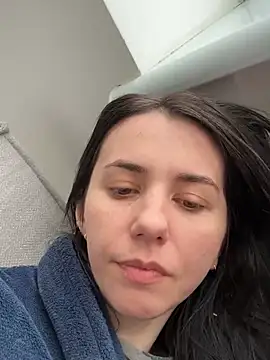 Snapshot of Oliviya_smiley_ chatting on 03-02-26, 01:40 Oliviya smiley online show from 03-02-26, 01:40