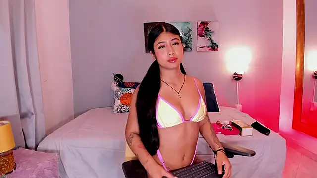 KimTaylorW online show from 07-02-26, 02:55