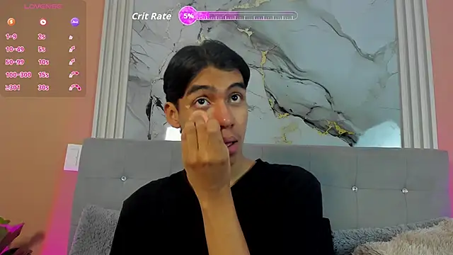 Snapshot of Eros_Lux chatting on 04-27-26, 12:14 Eros Lux online show from 04-27-26, 12:14