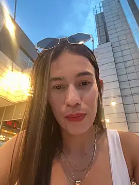Snapshot of Penny_09 chatting on 04-25-26, 11:13 Penny 09 online show from 04-25-26, 11:13