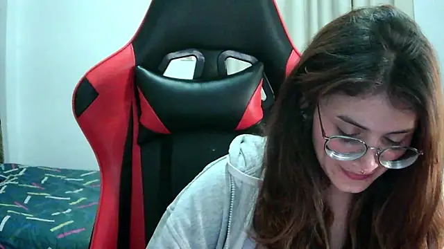 Snapshot of Sparkyvape chatting on 02-27-26, 08:42 Sparkyvape online show from 02-27-26, 08:42