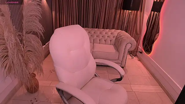 ANGIE-SMITH online show from 04-13-26, 11:16