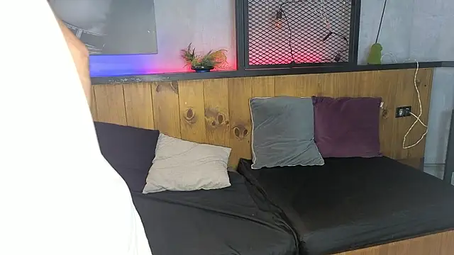 Snapshot of Angelo_Jag chatting on 02-26-26, 07:24 Angelo Jag online show from 02-26-26, 07:24