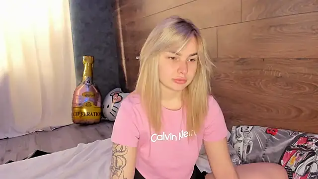 AmmyLuu online show from 03-16-26, 12:42