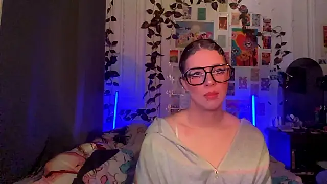 moonvampiq online show from 02-27-26, 08:09