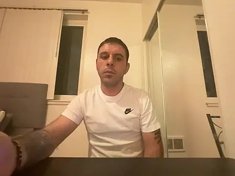 Snapshot of CristiX7 chatting on 02-25-26, 06:01 CristiX7 online show from 02-25-26, 06:01