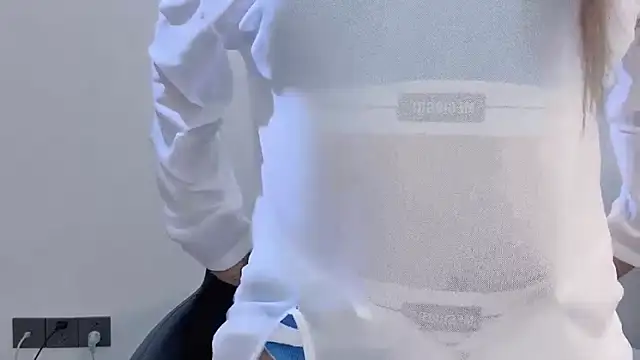 Baixi-01 online show from 03-06-26, 04:42