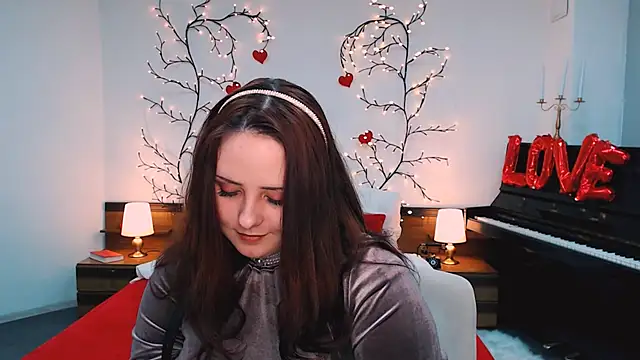 Hennessy bunny online show from 03-09-26, 08:24