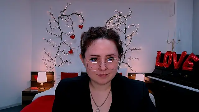 Hennessy bunny online show from 03-19-26, 07:07