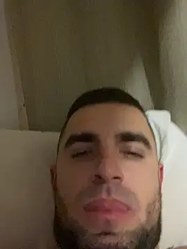 Snapshot of VANYA1997 chatting on 02-27-26, 07:47 VANYA1997 online show from 02-27-26, 07:47