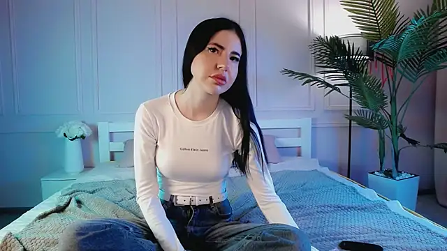 EmilyRamsey online show from 03-19-26, 06:56