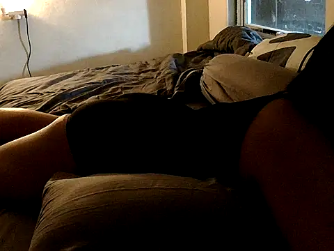 anya larass online show from 03-10-26, 03:28