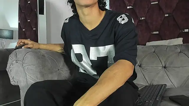 TonyBenedetti online show from 04-17-26, 08:12