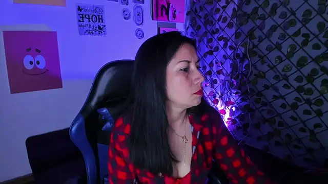 Megan Collinss1 online show from 03-17-26, 04:43