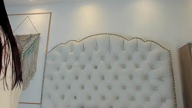 Sara funy online show from 05-05-26, 11:29