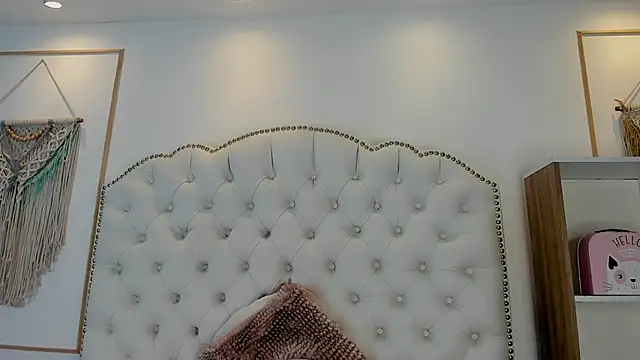 Sara funy online show from 05-07-26, 11:26