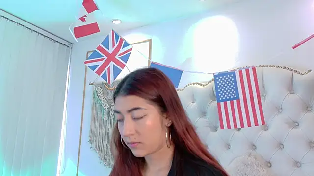 Snapshot of Sara_funy chatting on 07-06-26, 11:40 Sara funy online show from 07-06-26, 11:40