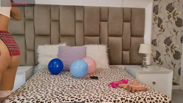 ElizaGiancini online show from 06-01-26, 01:13