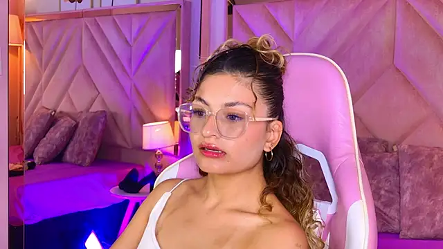 emilyjonesss  online show from 04-09-26, 08:25