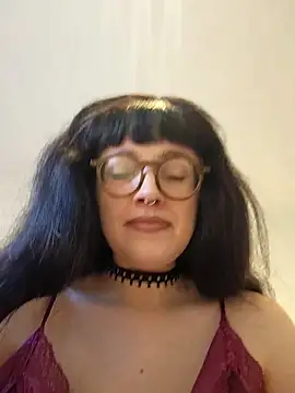 Mommynatrix online show from 04-13-26, 04:34