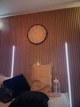 Sofia-Velez online show from 03-01-26, 08:33