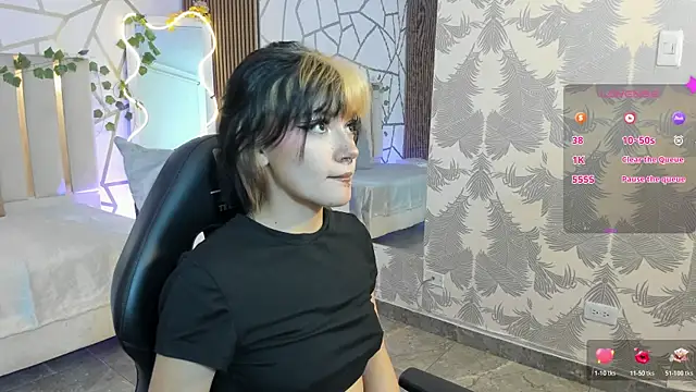 Snapshot of Cloee_tay1 chatting on 06-07-26, 11:58 Cloee tay1 online show from 06-07-26, 11:58
