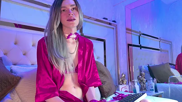 Snapshot of kamilla_rossi chatting on 03-23-26, 07:18 kamilla rossi online show from 03-23-26, 07:18