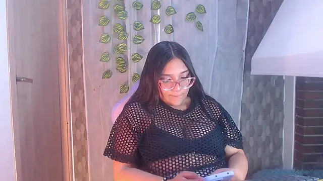 anyela donecm online show from 05-08-26, 07:41