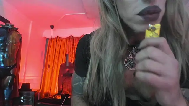 Snapshot of Lilith_madame_satan chatting on 07-01-26, 01:07 Lilith madame satan online show from 07-01-26, 01:07