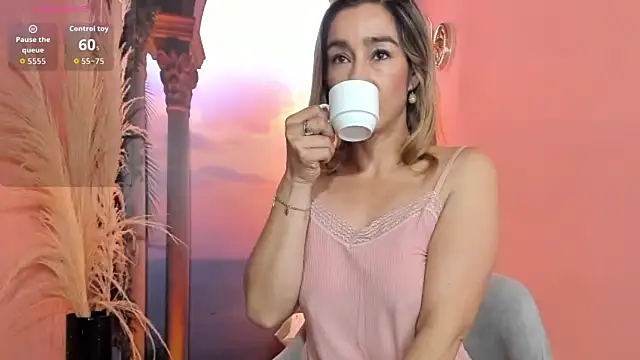 Madam Dalila online show from 03-15-26, 10:43