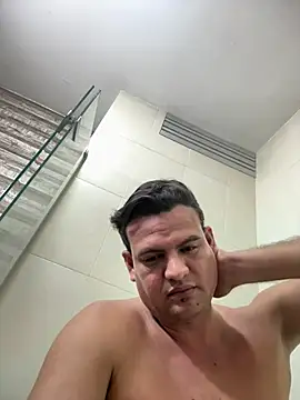 Snapshot of Dario12J chatting on 02-25-26, 04:33 Dario12J online show from 02-25-26, 04:33