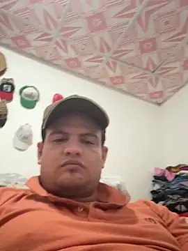 Snapshot of Dario12J chatting on 02-28-26, 08:21 Dario12J online show from 02-28-26, 08:21