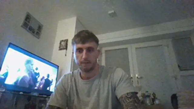 Snapshot of freddie321 chatting on 03-02-26, 09:32 freddie321 online show from 03-02-26, 09:32