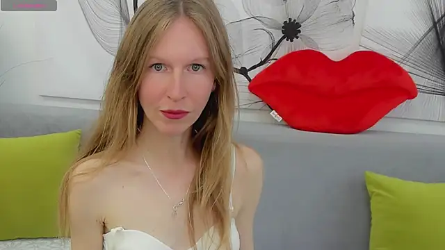 Mira XOo online show from 05-01-26, 02:10