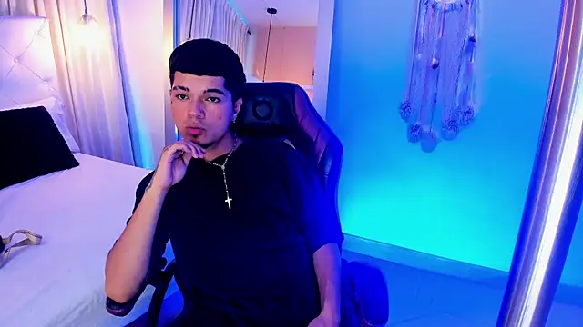 Snapshot of Briian__ chatting on 06-16-26, 07:27 Briian online show from 06-16-26, 07:27