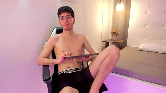 Snapshot of Jason_23__ chatting on 03-01-26, 01:35 Jason 23 online show from 03-01-26, 01:35