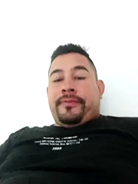 Snapshot of stivengaviria chatting on 02-27-26, 06:30 stivengaviria online show from 02-27-26, 06:30