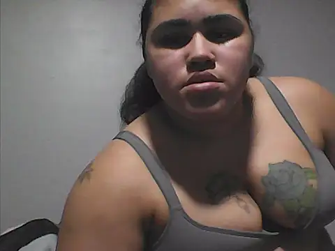 Snapshot of Selyne247 chatting on 03-03-26, 02:28 Selyne247 online show from 03-03-26, 02:28