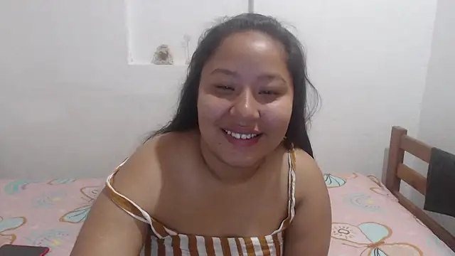 Snapshot of Assly_Love chatting on 04-15-26, 11:27 Assly Love online show from 04-15-26, 11:27