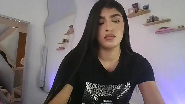 Snapshot of Misty-kat chatting on 05-05-26, 05:43 Misty-kat online show from 05-05-26, 05:43